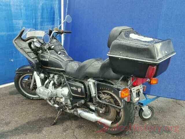 1HFSC0203CA218368 1982 HONDA GL CYCLE