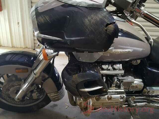 1HFSC4102YA100229 2000 HONDA GL CYCLE