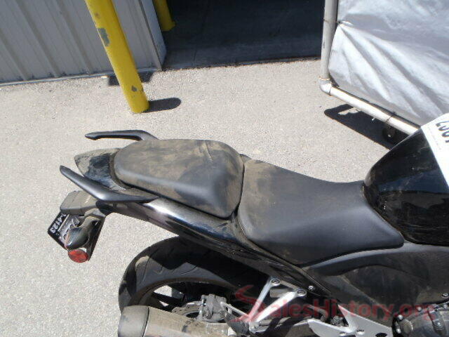 MLHPC4419E5100010 2014 HONDA CBR CYCLE