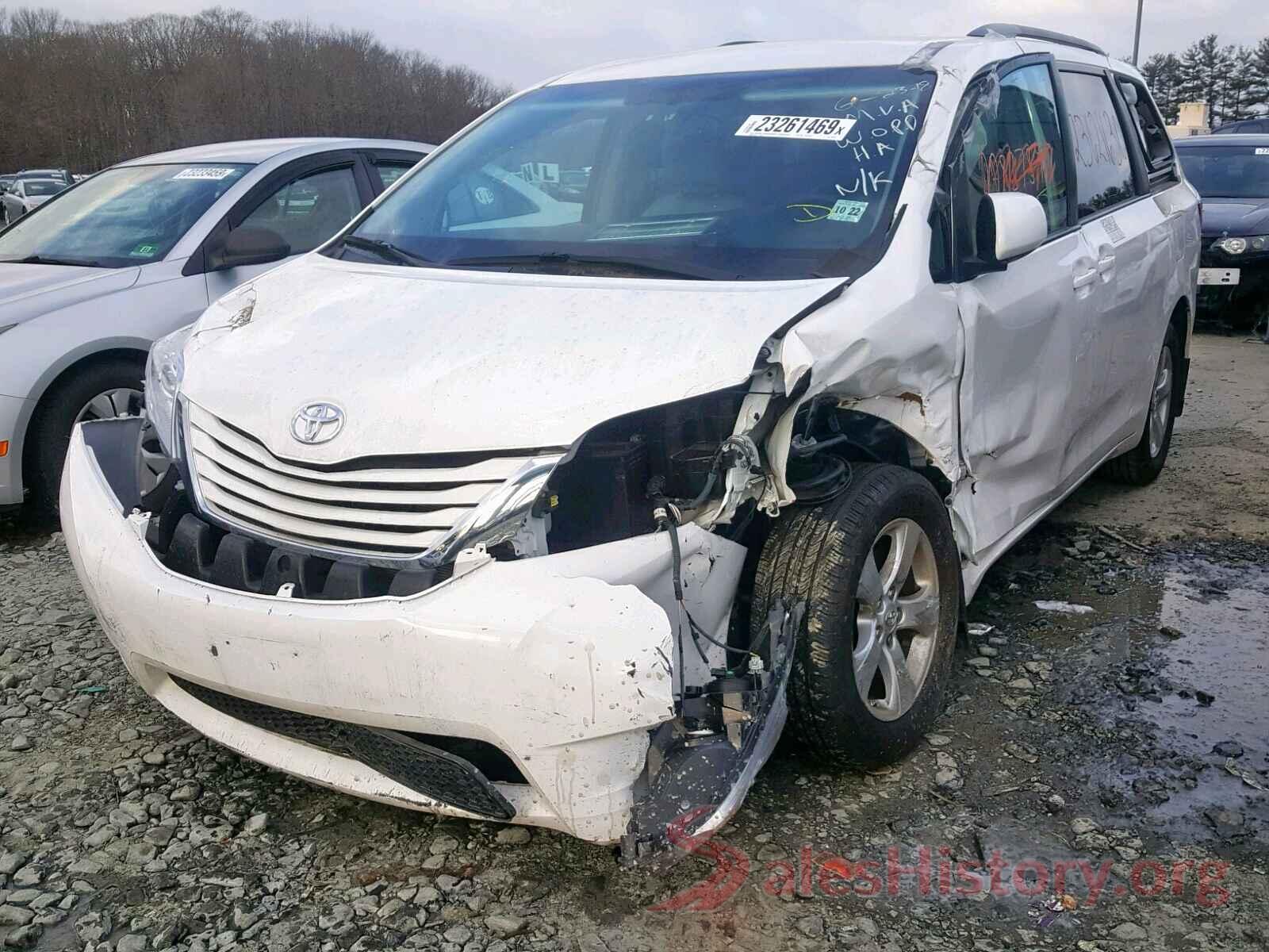 5TDKZ3DC5HS858674 2017 TOYOTA SIENNA