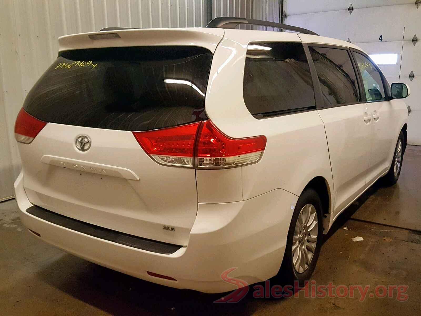 5TDYK3DC0BS174962 2011 TOYOTA SIENNA XLE