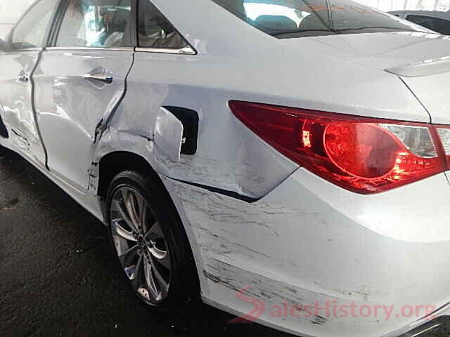 5NPEC4AC9BH061785 2011 HYUNDAI SONATA