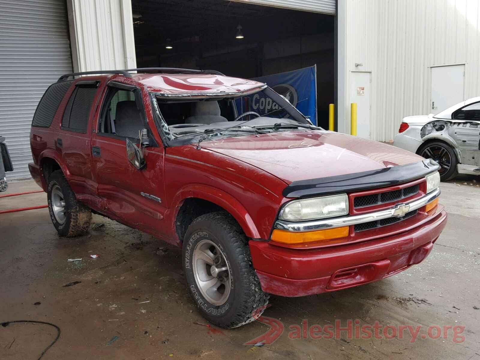 KNMAT2MT8JP521147 2002 CHEVROLET BLAZER