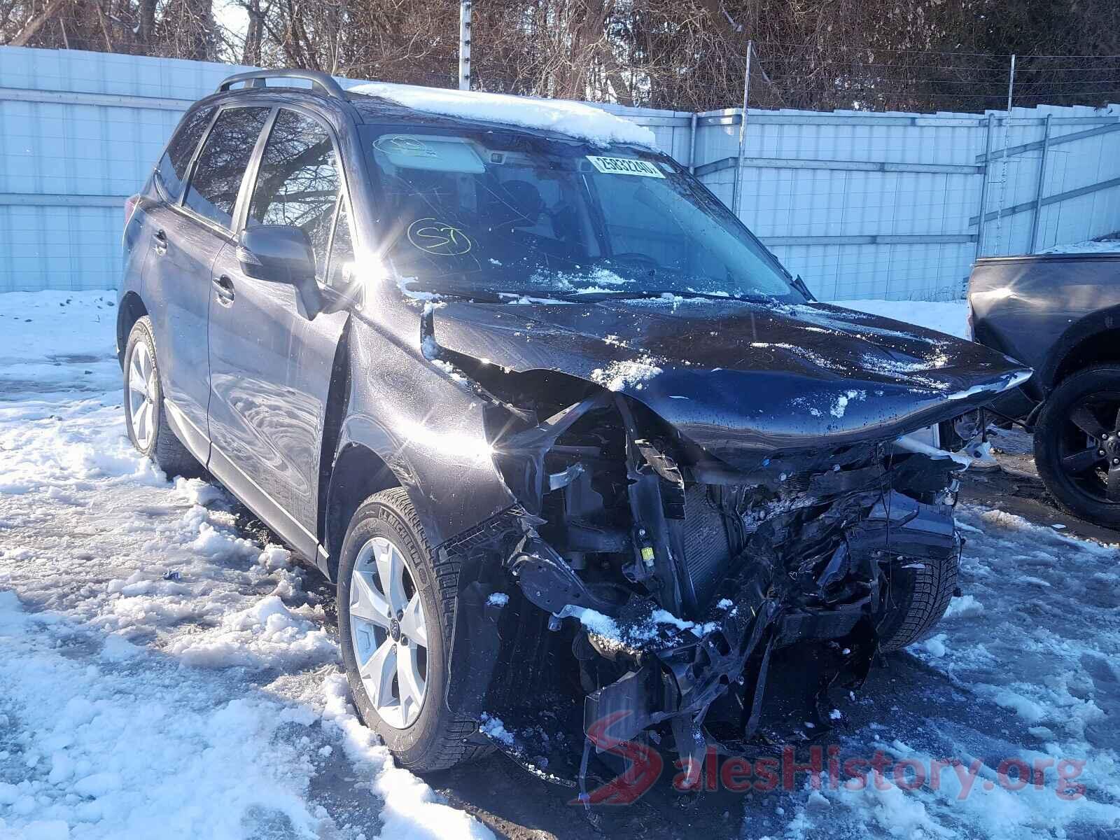 JF2SJEWC5JH553526 2018 SUBARU FORESTER