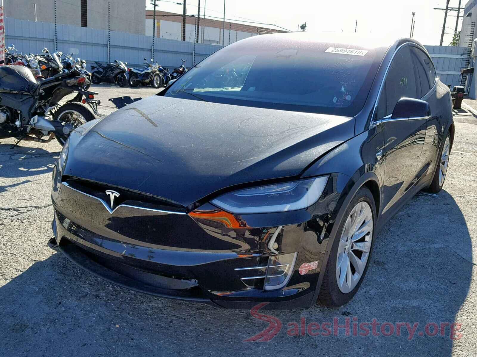 5YJXCAE20JF090551 2018 TESLA MODEL X