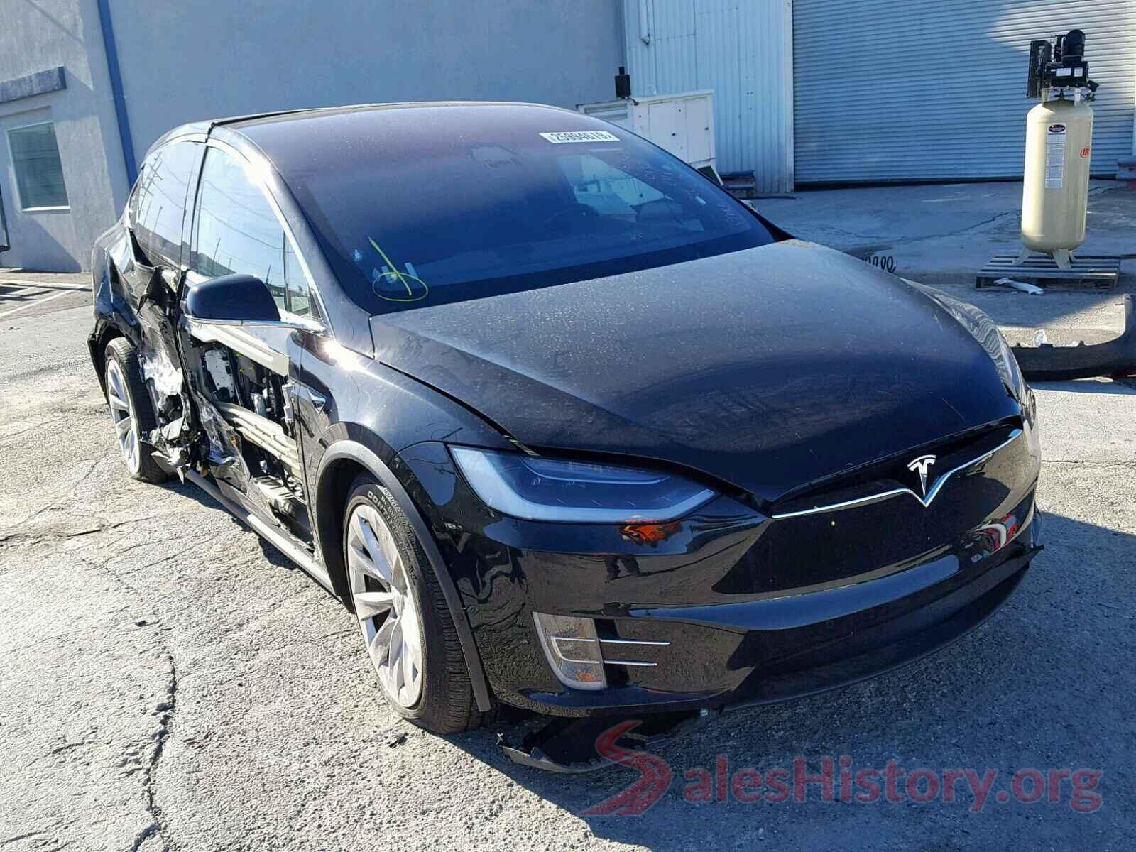 5YJXCAE20JF090551 2018 TESLA MODEL X