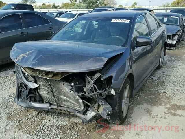 4T1B11HK3KU724662 2014 TOYOTA CAMRY