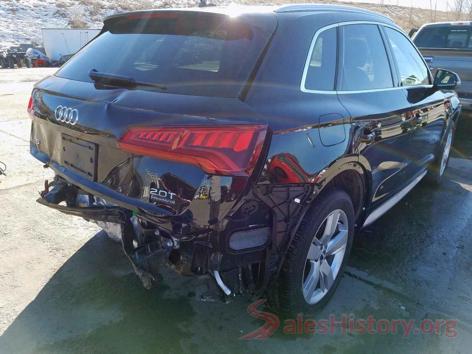 WA1BNAFY4J2158080 2018 AUDI Q5