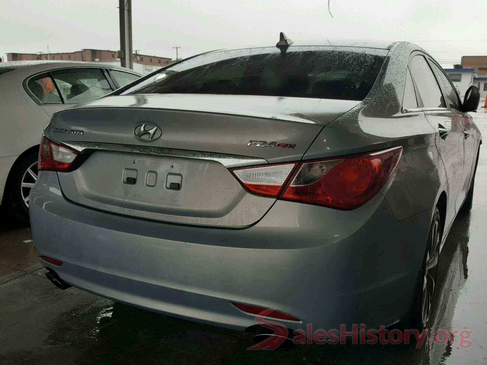 5NPEC4AC0BH127933 2011 HYUNDAI SONATA