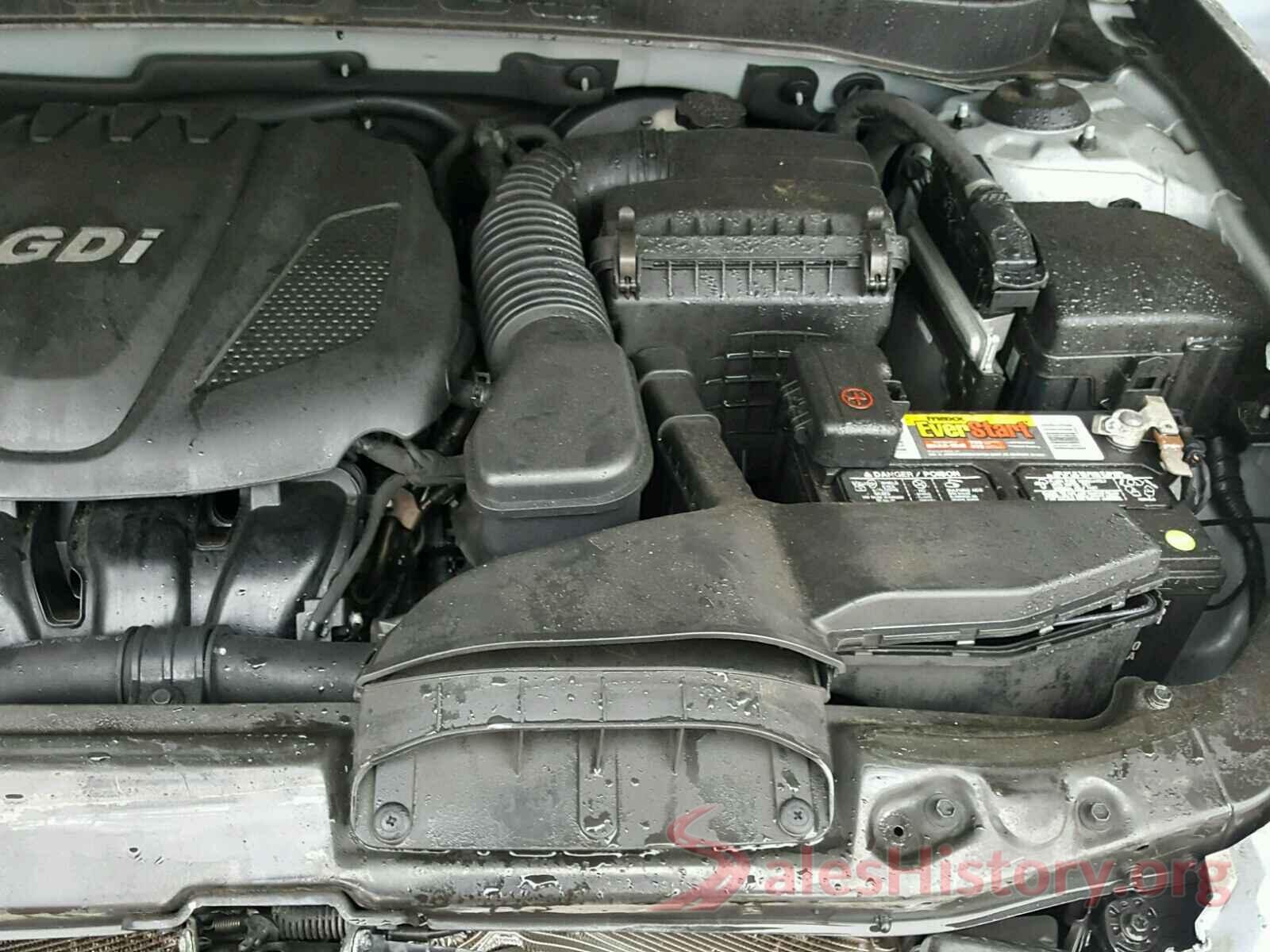 5NPEC4AC0BH127933 2011 HYUNDAI SONATA