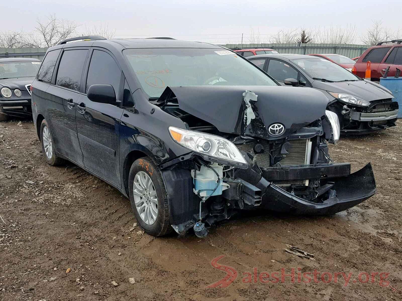 5TDYK3DC8DS322438 2013 TOYOTA SIENNA XLE