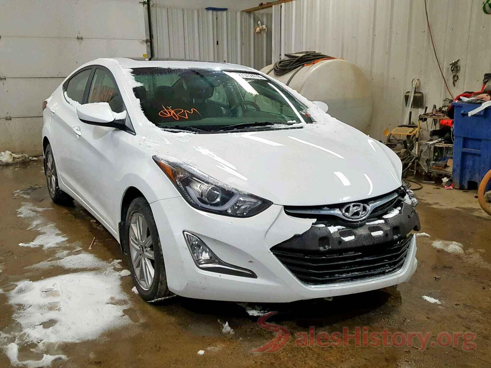 5NPDH4AE8FH608565 2015 HYUNDAI ELANTRA