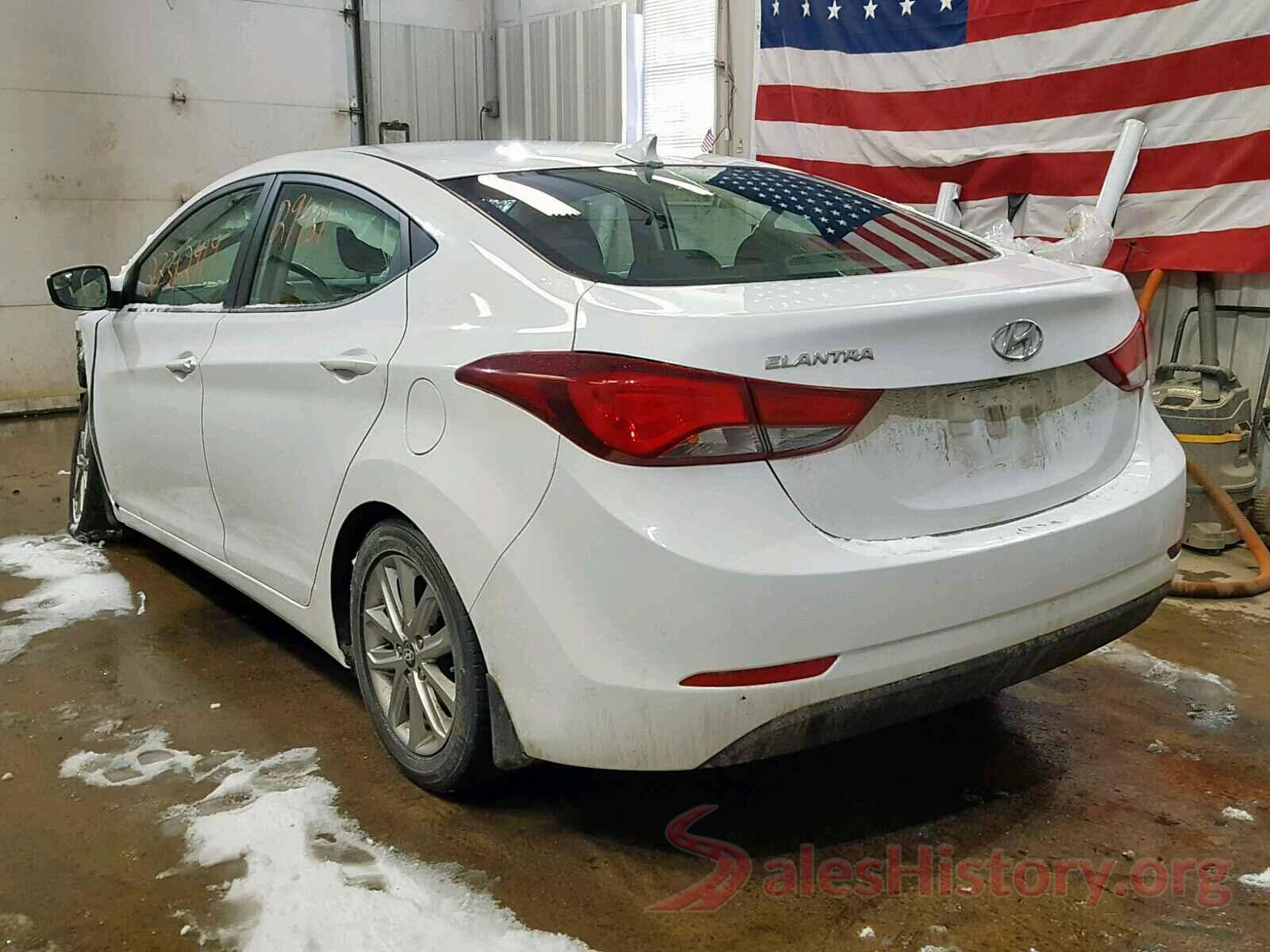 5NPDH4AE8FH608565 2015 HYUNDAI ELANTRA