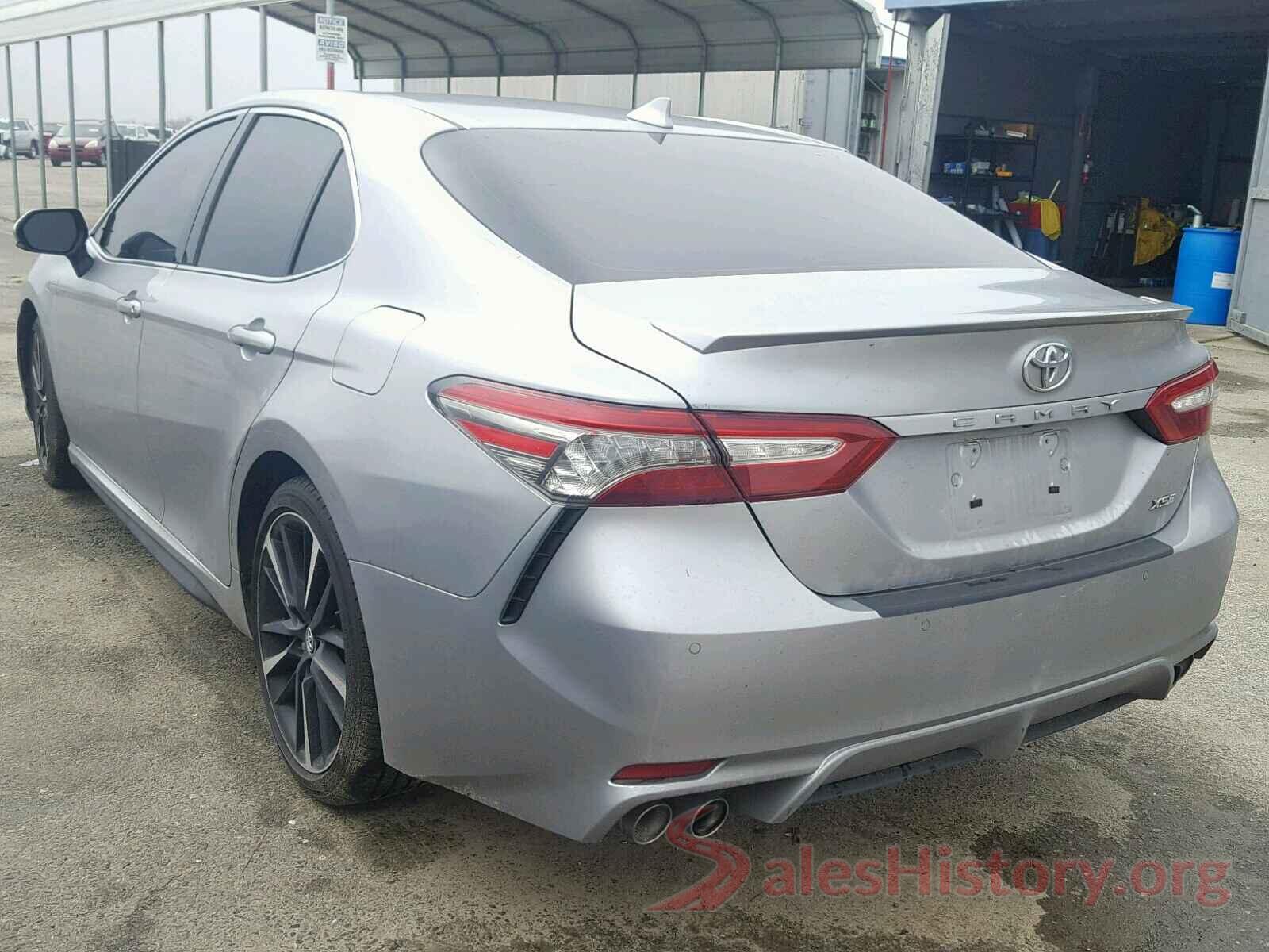 4T1B61HK9JU105418 2018 TOYOTA CAMRY