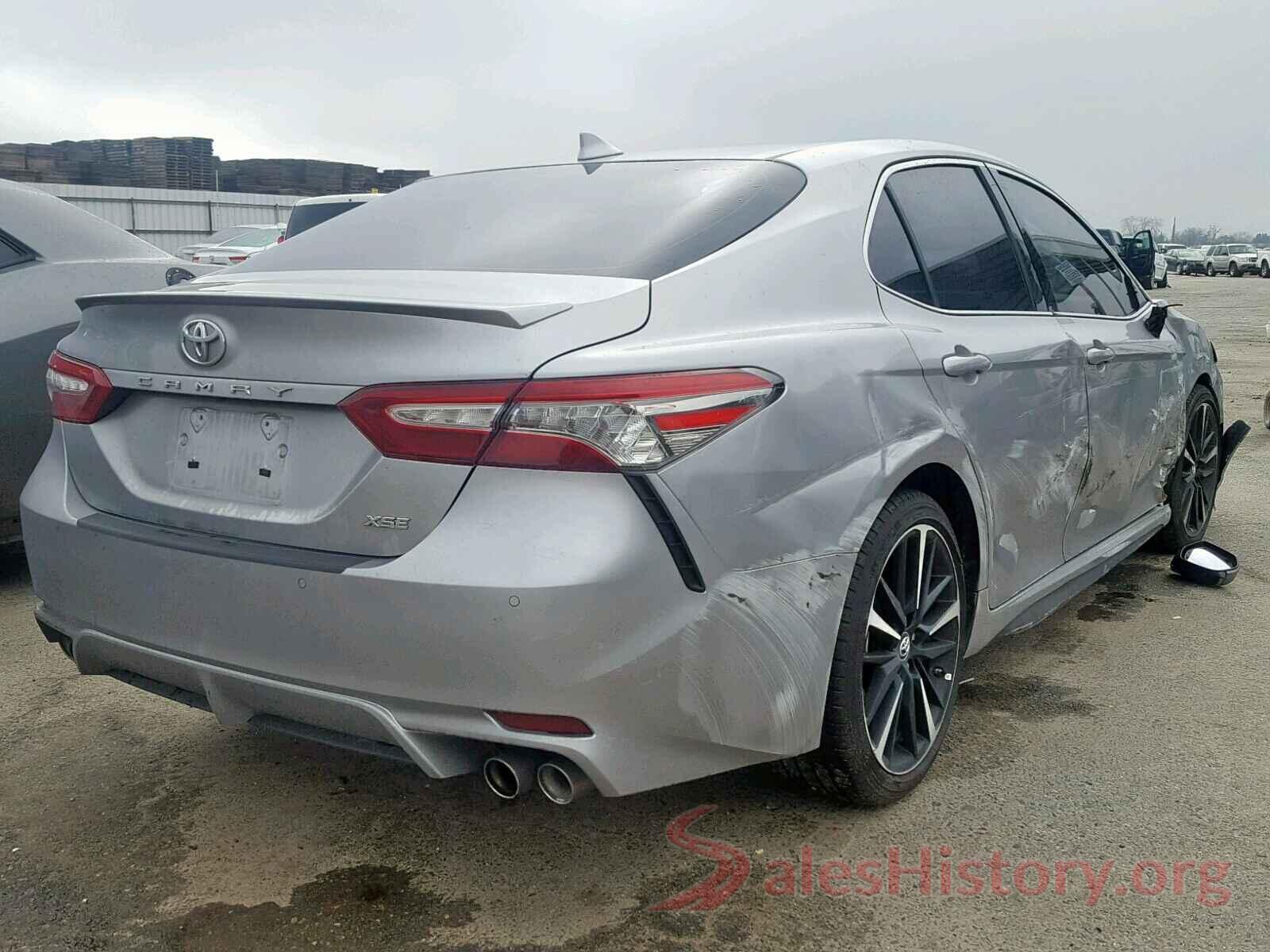 4T1B61HK9JU105418 2018 TOYOTA CAMRY