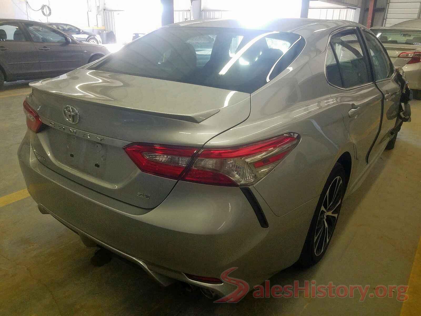 4T1B11HK9JU123156 2018 TOYOTA CAMRY