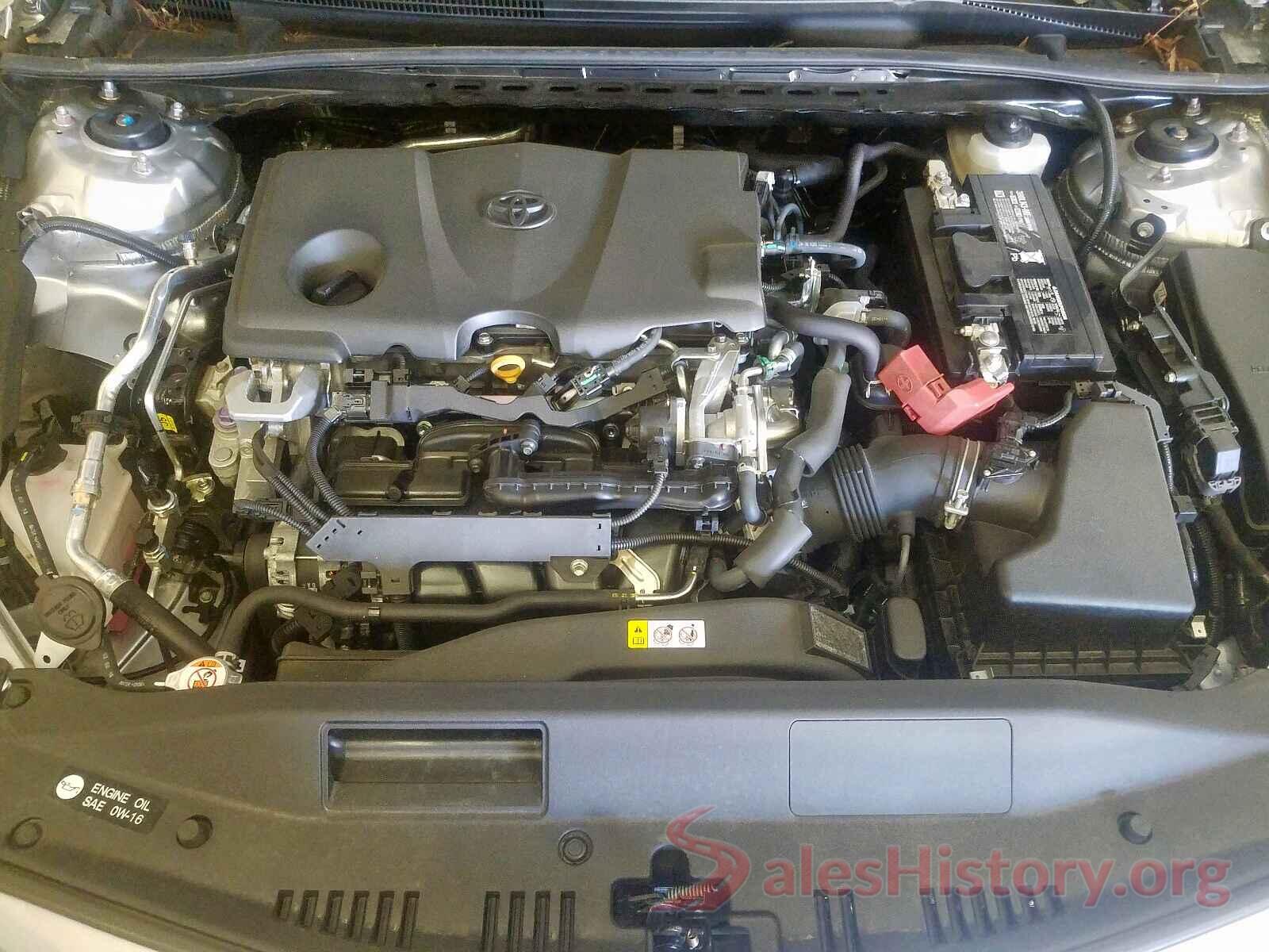 4T1B11HK9JU123156 2018 TOYOTA CAMRY