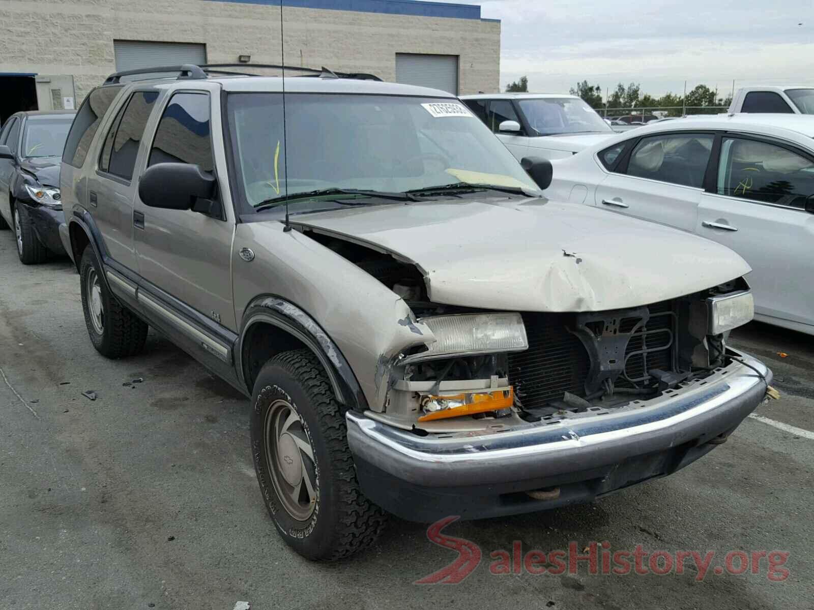 5YFBURHE4HP596541 2000 CHEVROLET BLAZER