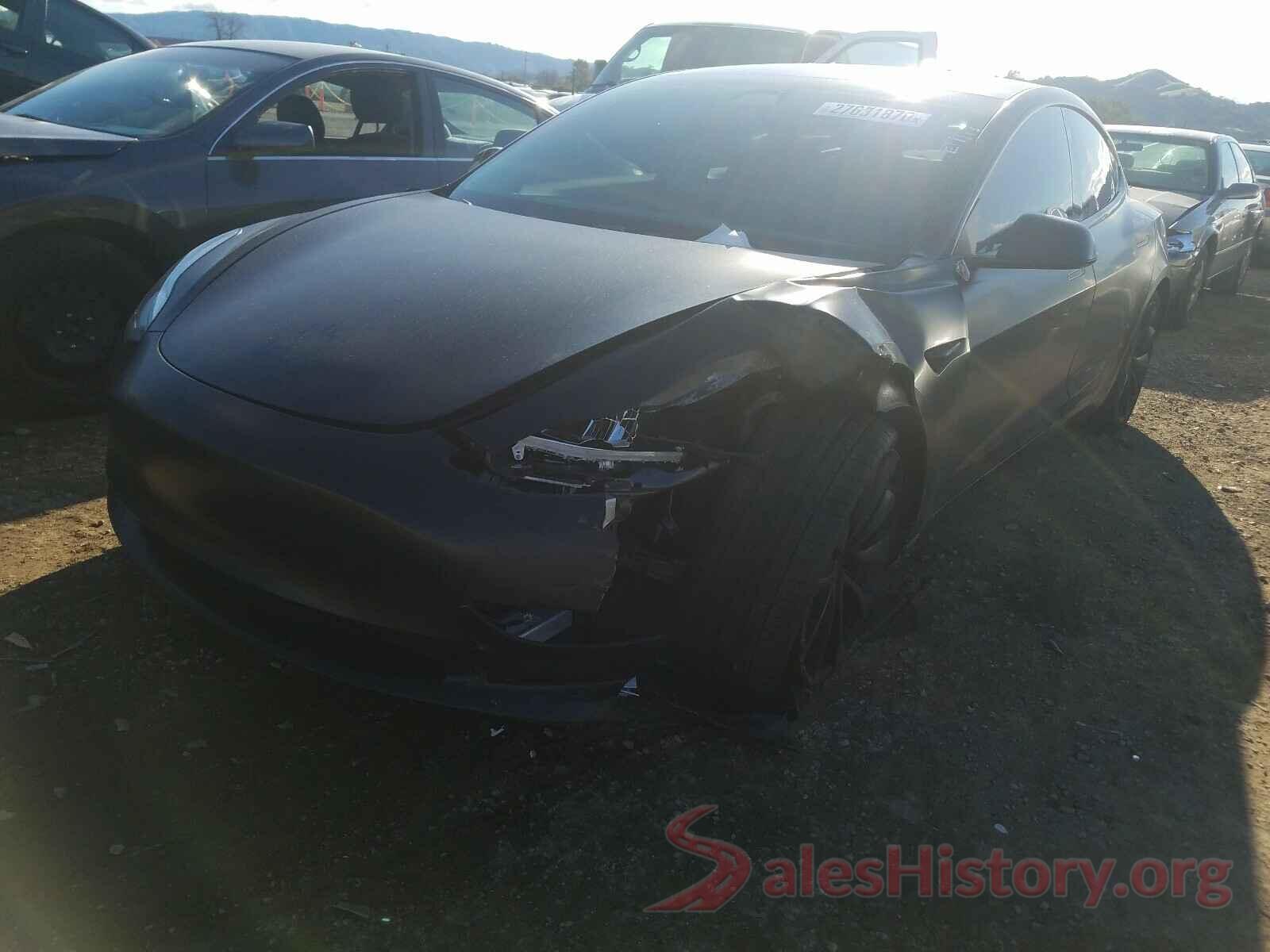 5YJ3E1EB1JF083228 2018 TESLA MODEL 3