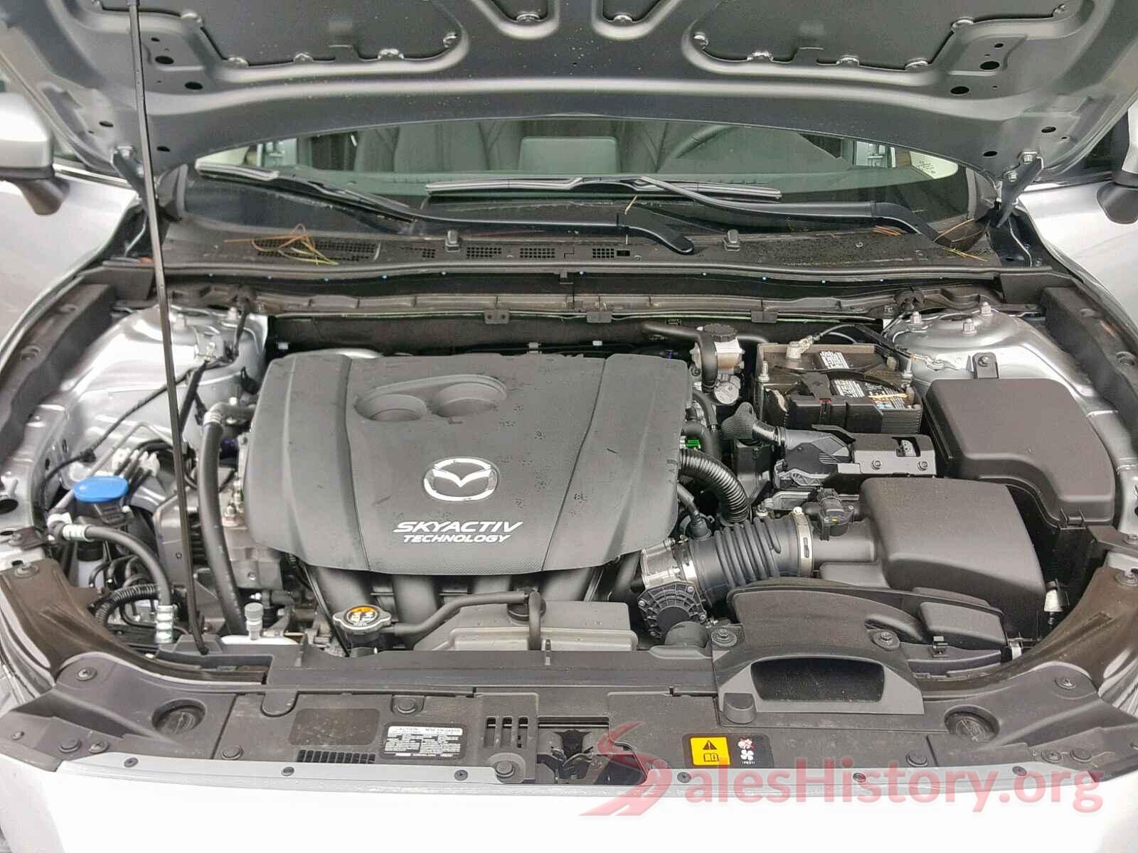 3MZBN1V3XJM261778 2018 MAZDA 3