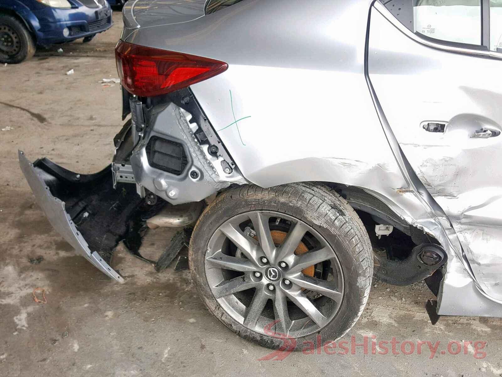 3MZBN1V3XJM261778 2018 MAZDA 3