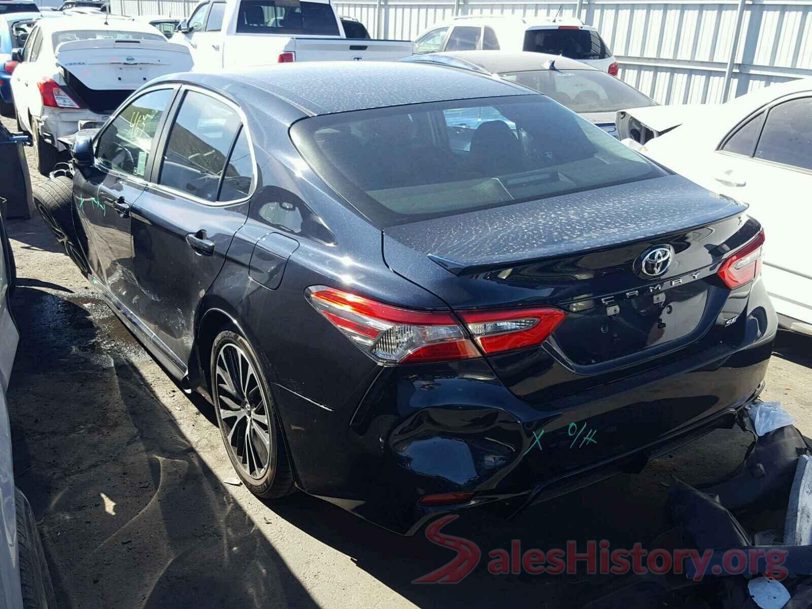 4T1B11HK3JU520247 2018 TOYOTA CAMRY