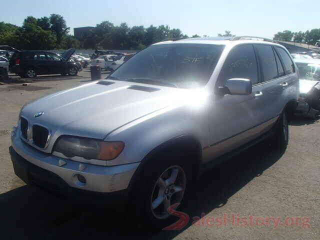 3VV2B7AX5KM144216 2003 BMW X5