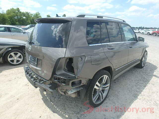 WDCGG5HB3DF993438 2013 MERCEDES-BENZ GLK350