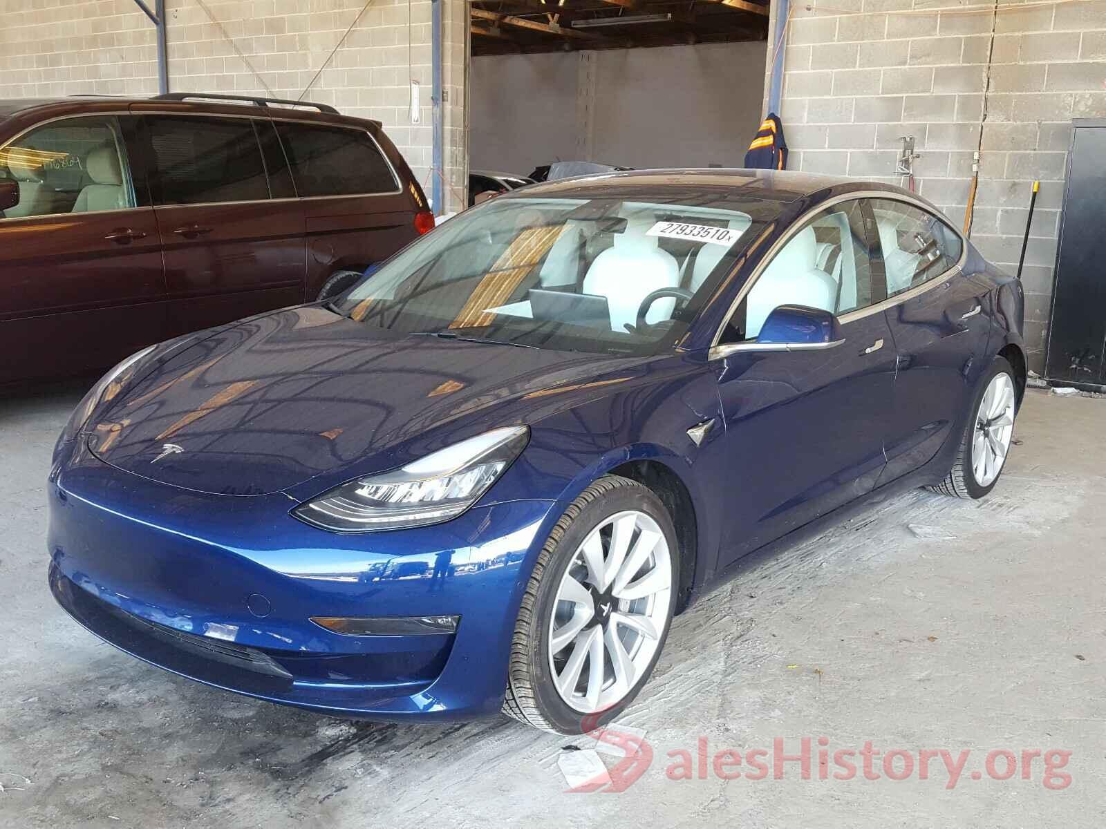 5YJ3E1EB5JF100998 2018 TESLA MODEL 3