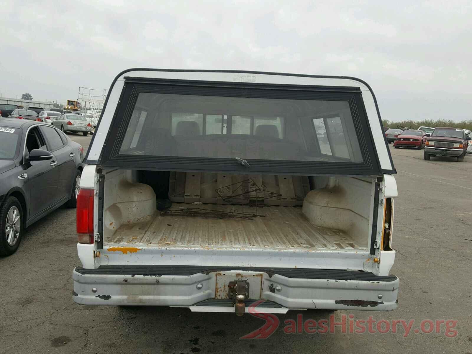 3N1AB7AP5HL715442 1992 FORD F150