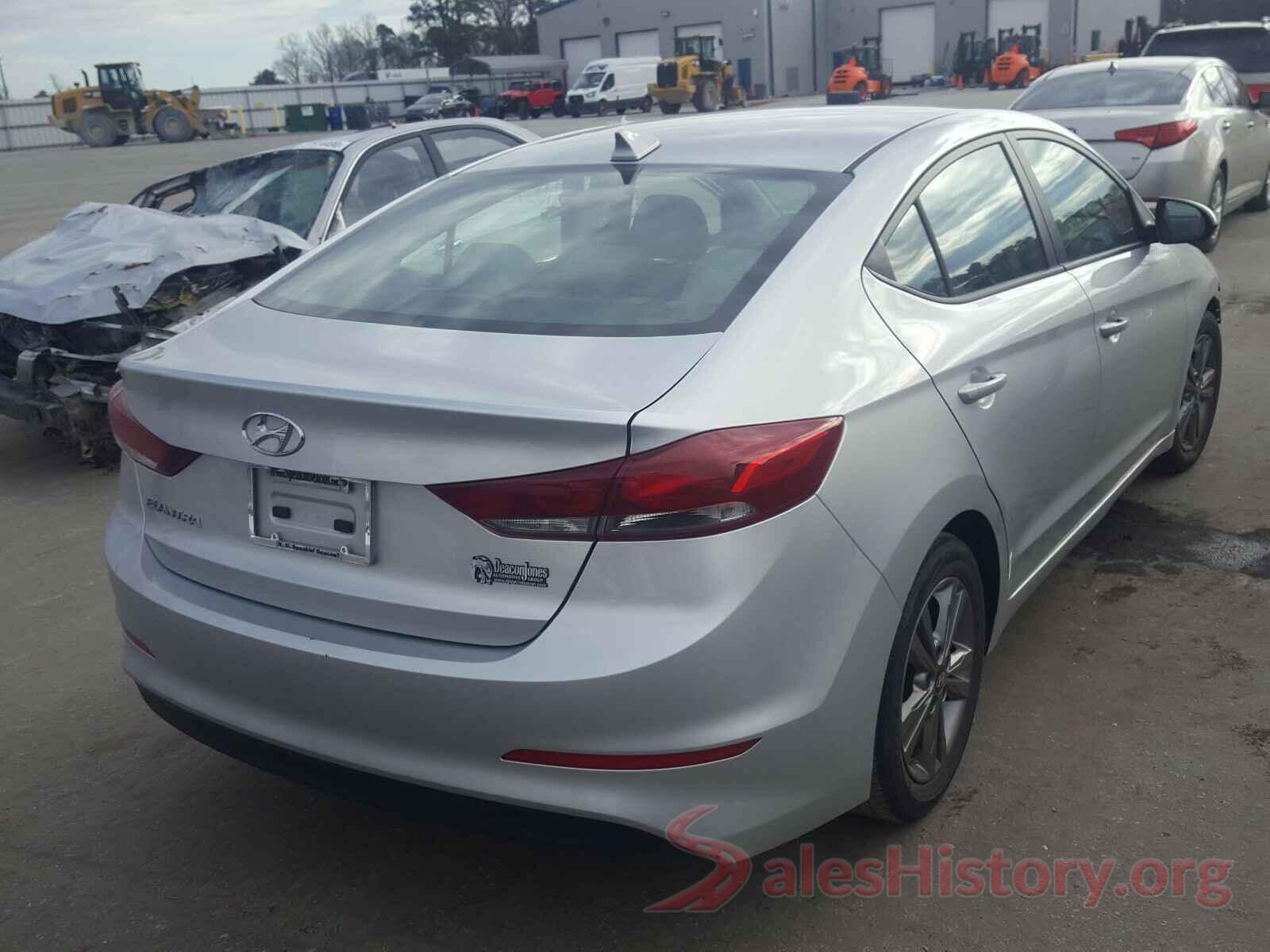 5NPD84LF8JH214711 2018 HYUNDAI ELANTRA