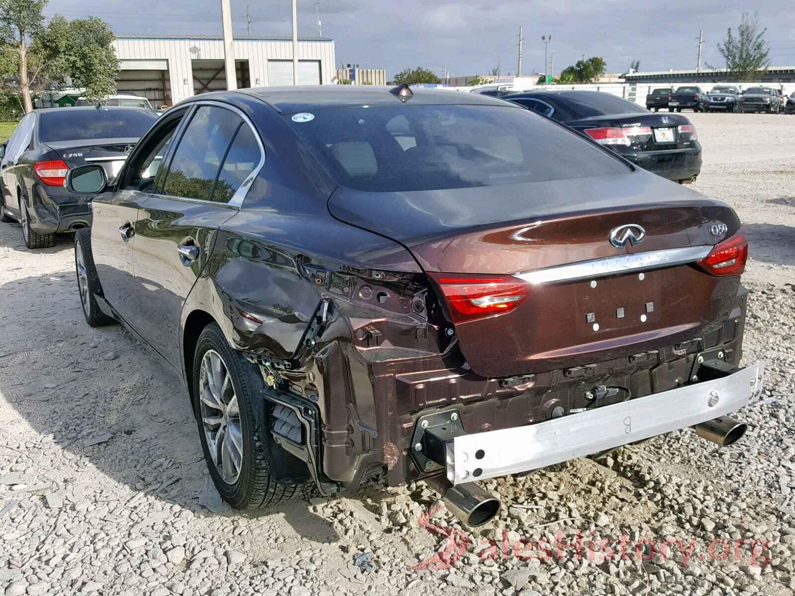 3N1AB7AP2HY305409 2018 INFINITI Q50