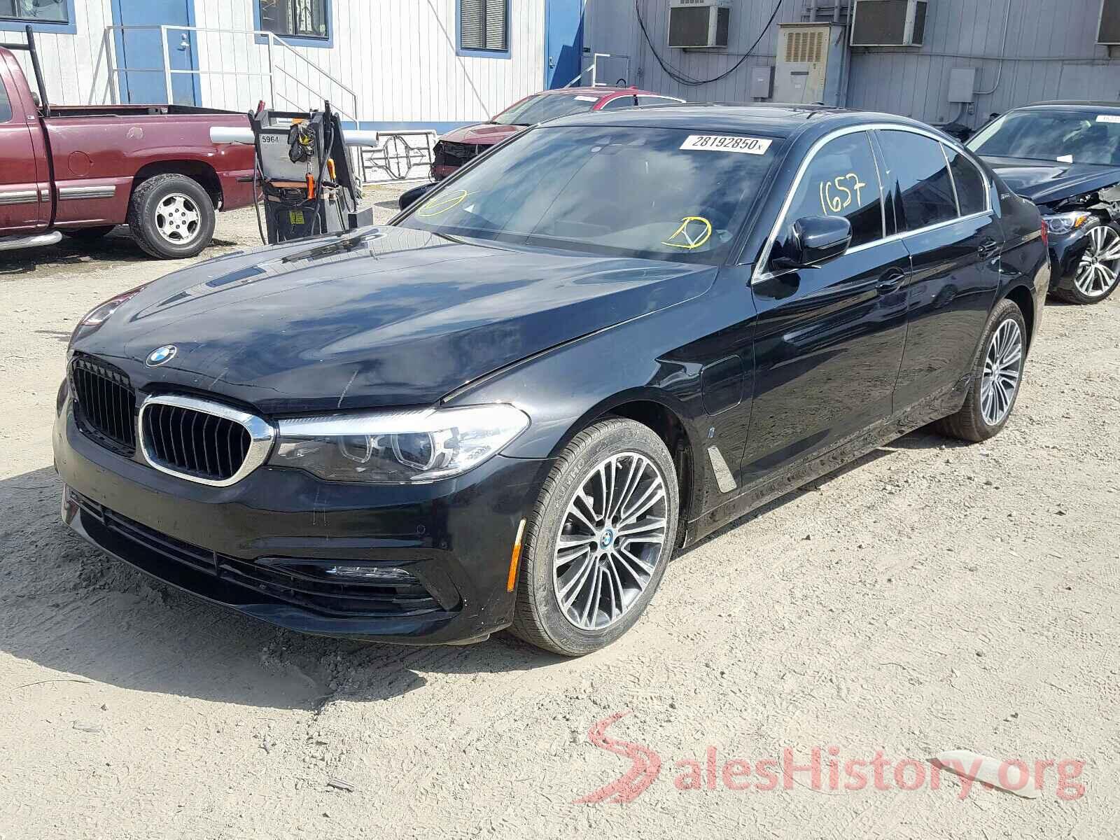 3MZBN1L7XHM120046 2019 BMW 5 SERIES