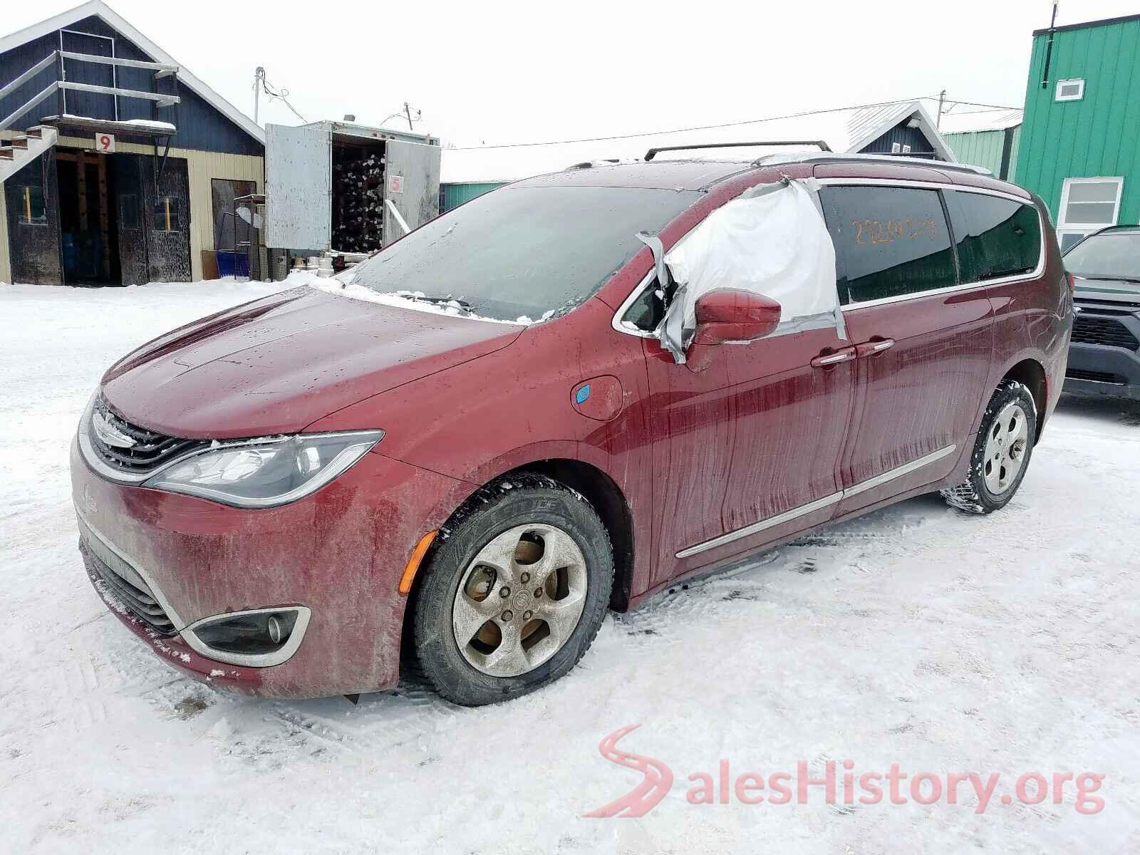 2C4RC1L79JR126832 2018 CHRYSLER PACIFICA