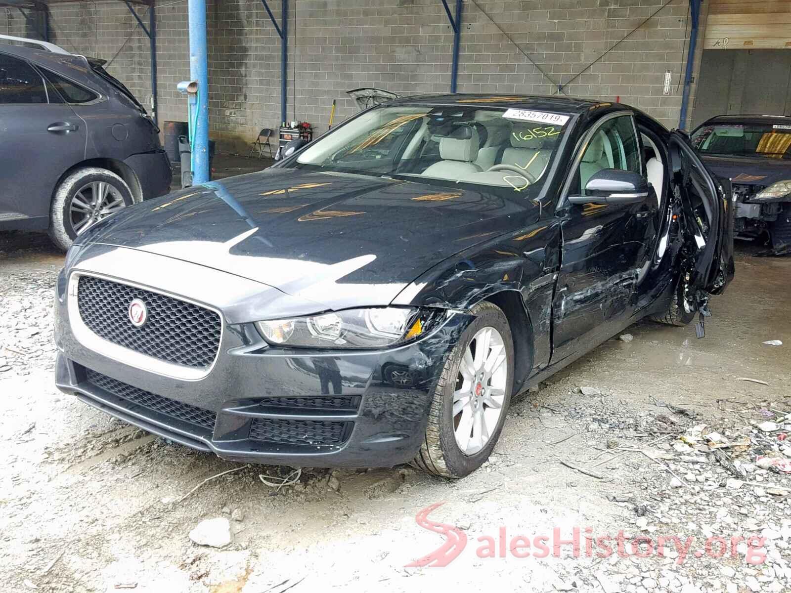 KNMAT2MT2GP711910 2017 JAGUAR XE