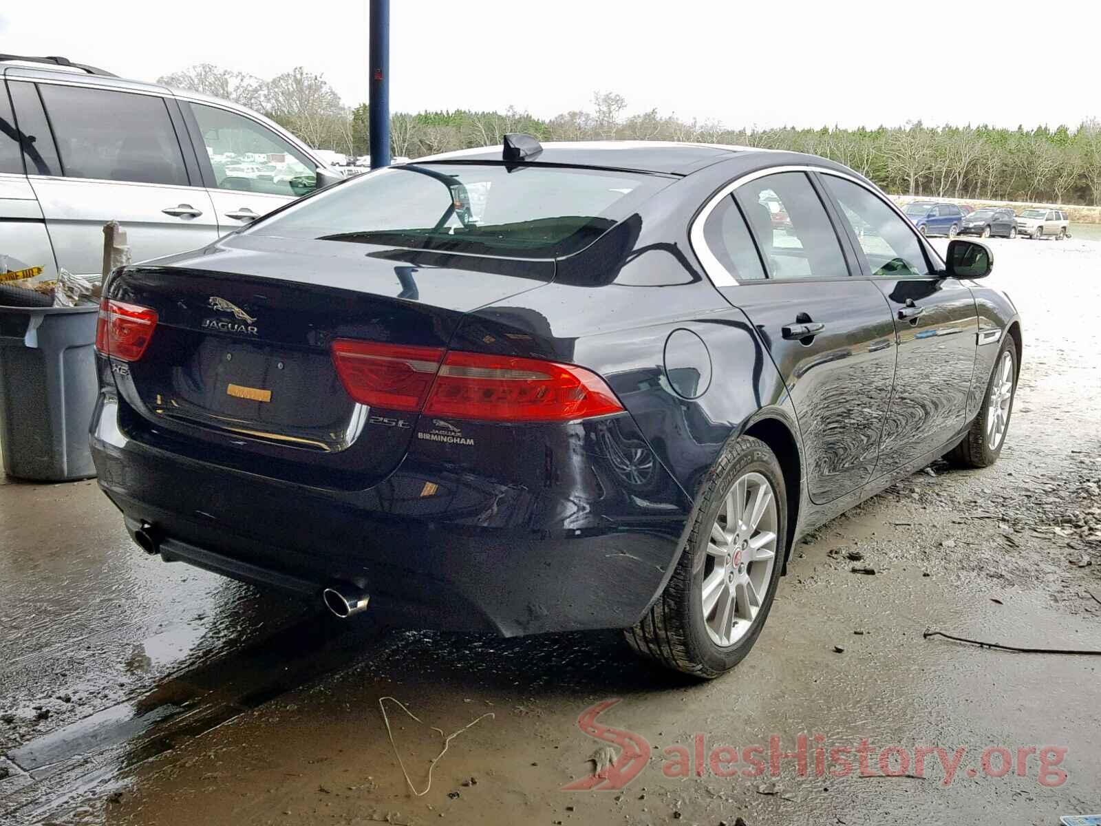 KNMAT2MT2GP711910 2017 JAGUAR XE