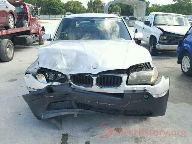 3MVDMABL0LM136972 2004 BMW X3