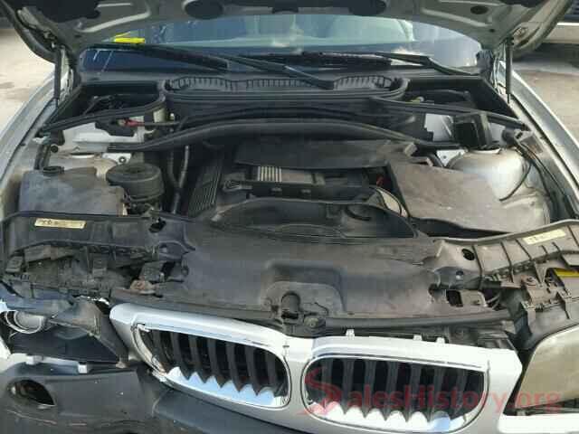 3MVDMABL0LM136972 2004 BMW X3