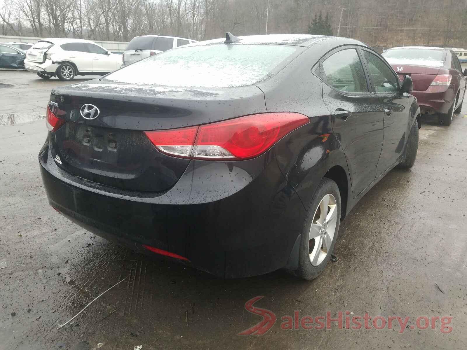 KM8J3CA2XJU653258 2012 HYUNDAI ELANTRA