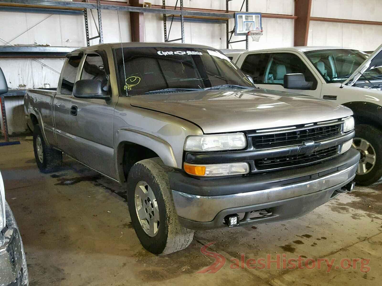 5NMZUDLB0JH062905 2000 CHEVROLET SILVERADO