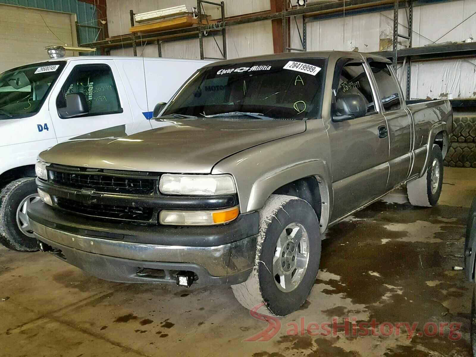 5NMZUDLB0JH062905 2000 CHEVROLET SILVERADO