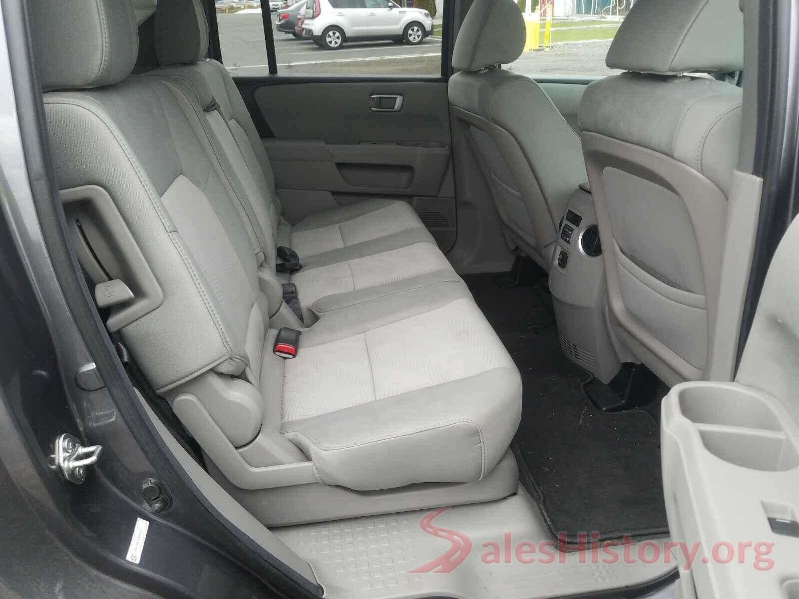 KMHCT5AE2HU328175 2014 HONDA PILOT