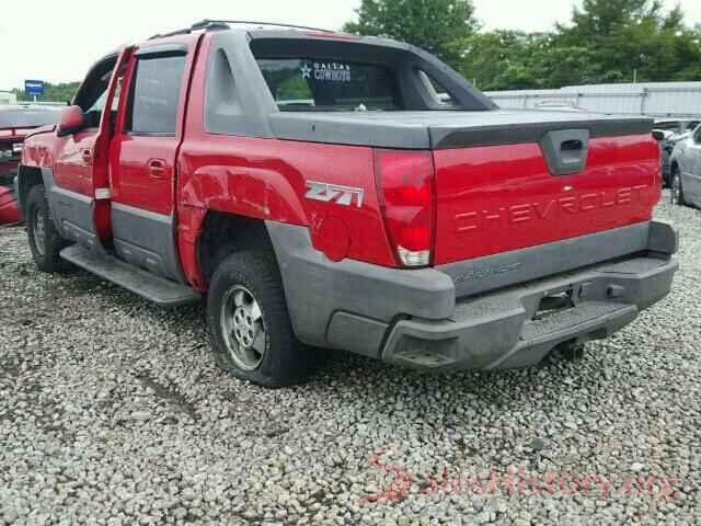 3C4NJDCB6KT737071 2002 CHEVROLET AVALANCHE