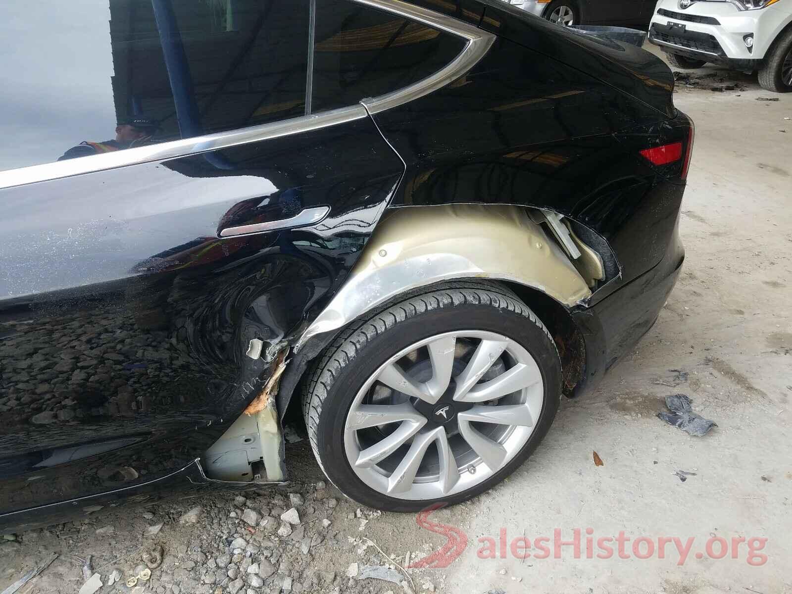 5YJ3E1EA7JF136358 2018 TESLA MODEL 3