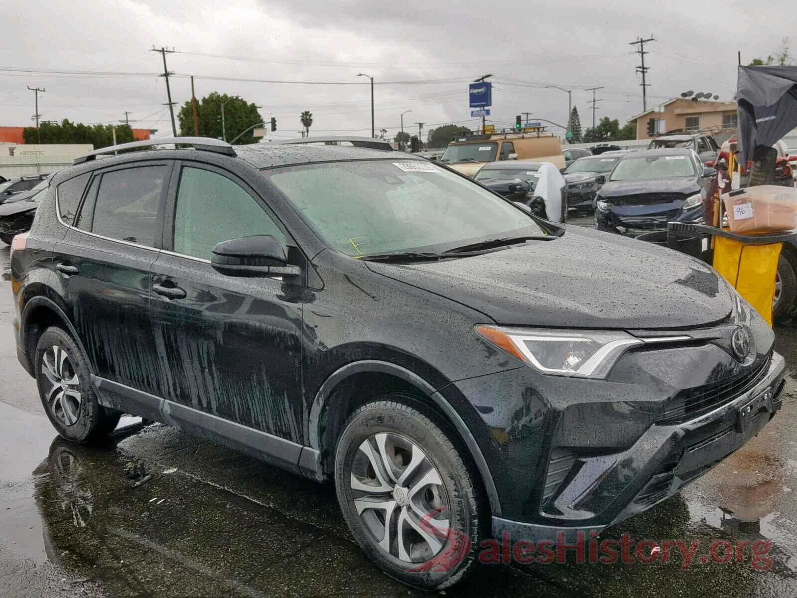 2T3ZFREV7HW317750 2017 TOYOTA RAV4 LE