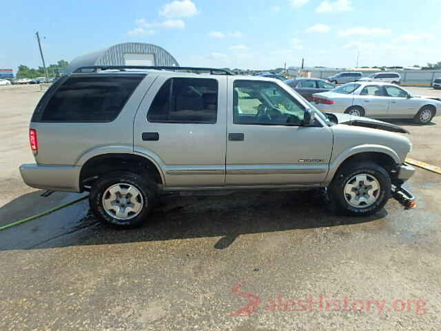 5XXGW4L20GG012367 2004 CHEVROLET BLAZER