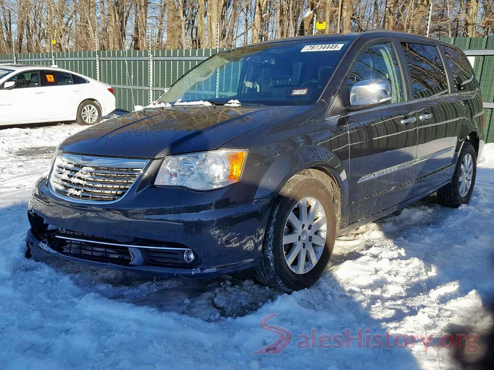 JM1BM1T7XG1319373 2011 CHRYSLER TOWN & COU