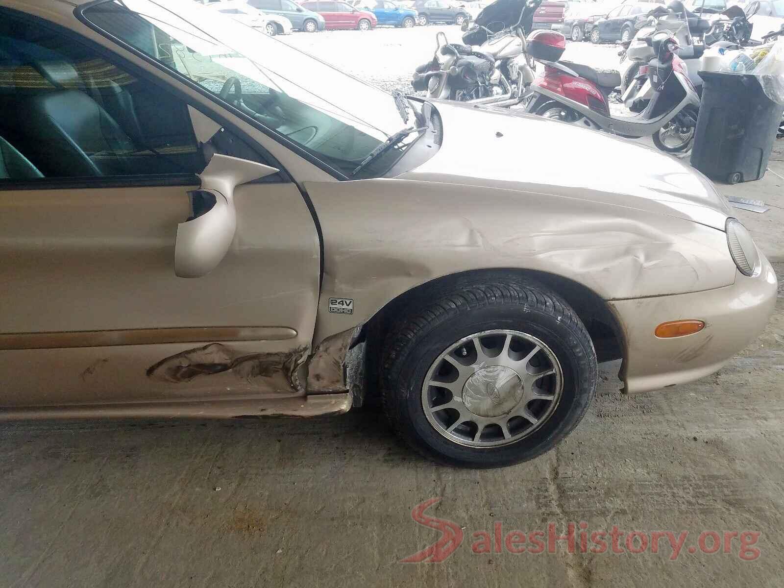 3N1CP5CU0JL523918 1999 FORD TAURUS