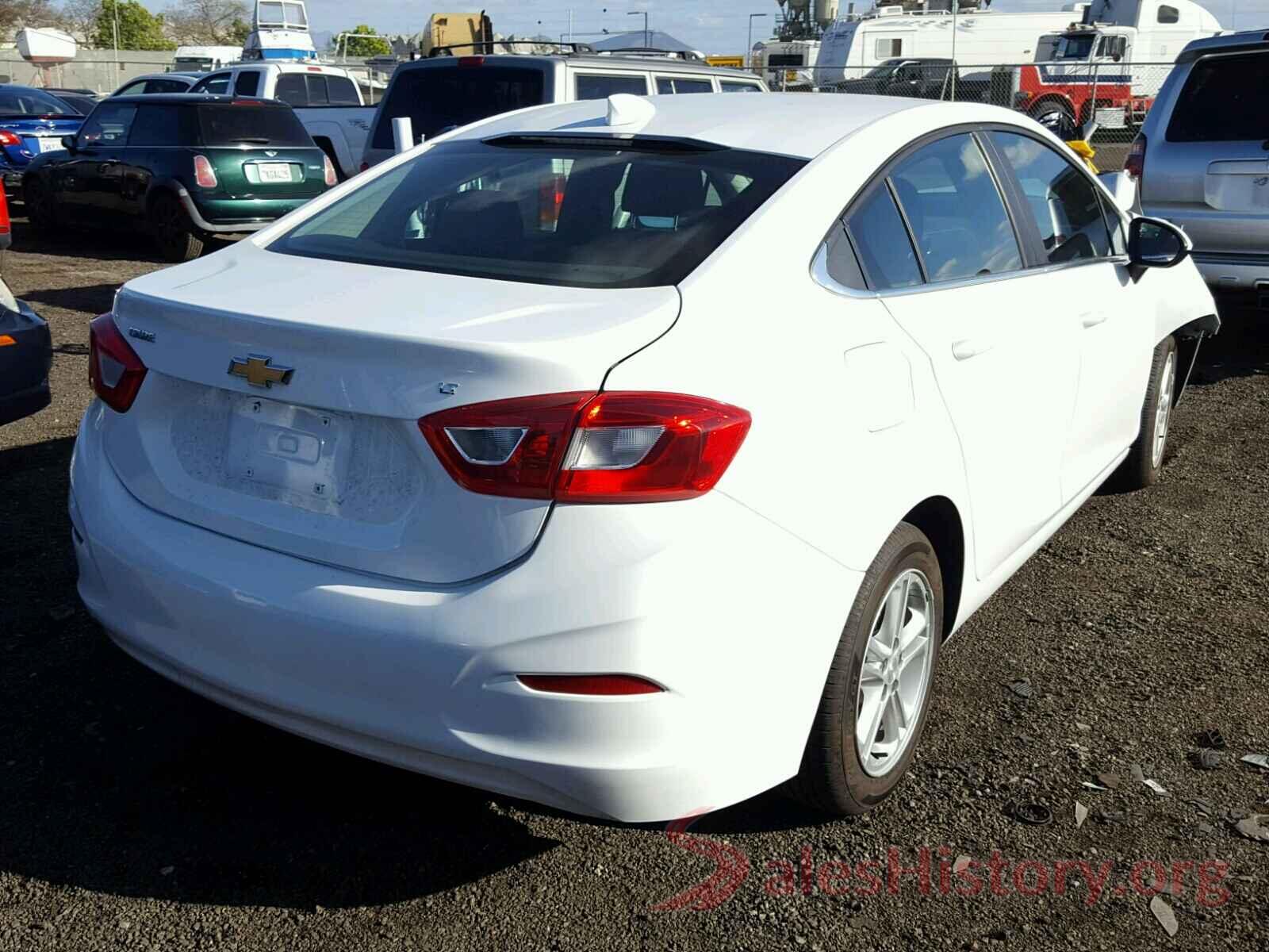 KNDJP3A52K7006002 2017 CHEVROLET CRUZE