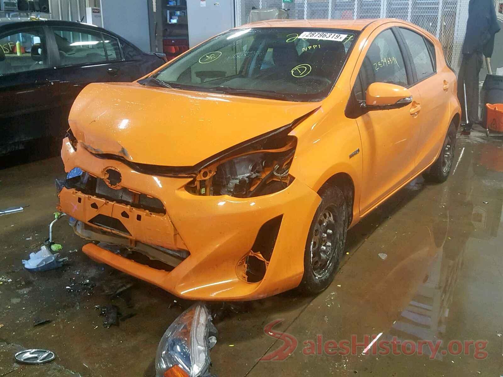 JTDKDTB39F1099894 2015 TOYOTA PRIUS